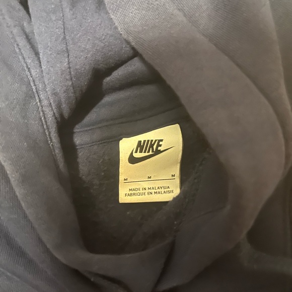 navy blue nike hoodie - Picture 3 of 3